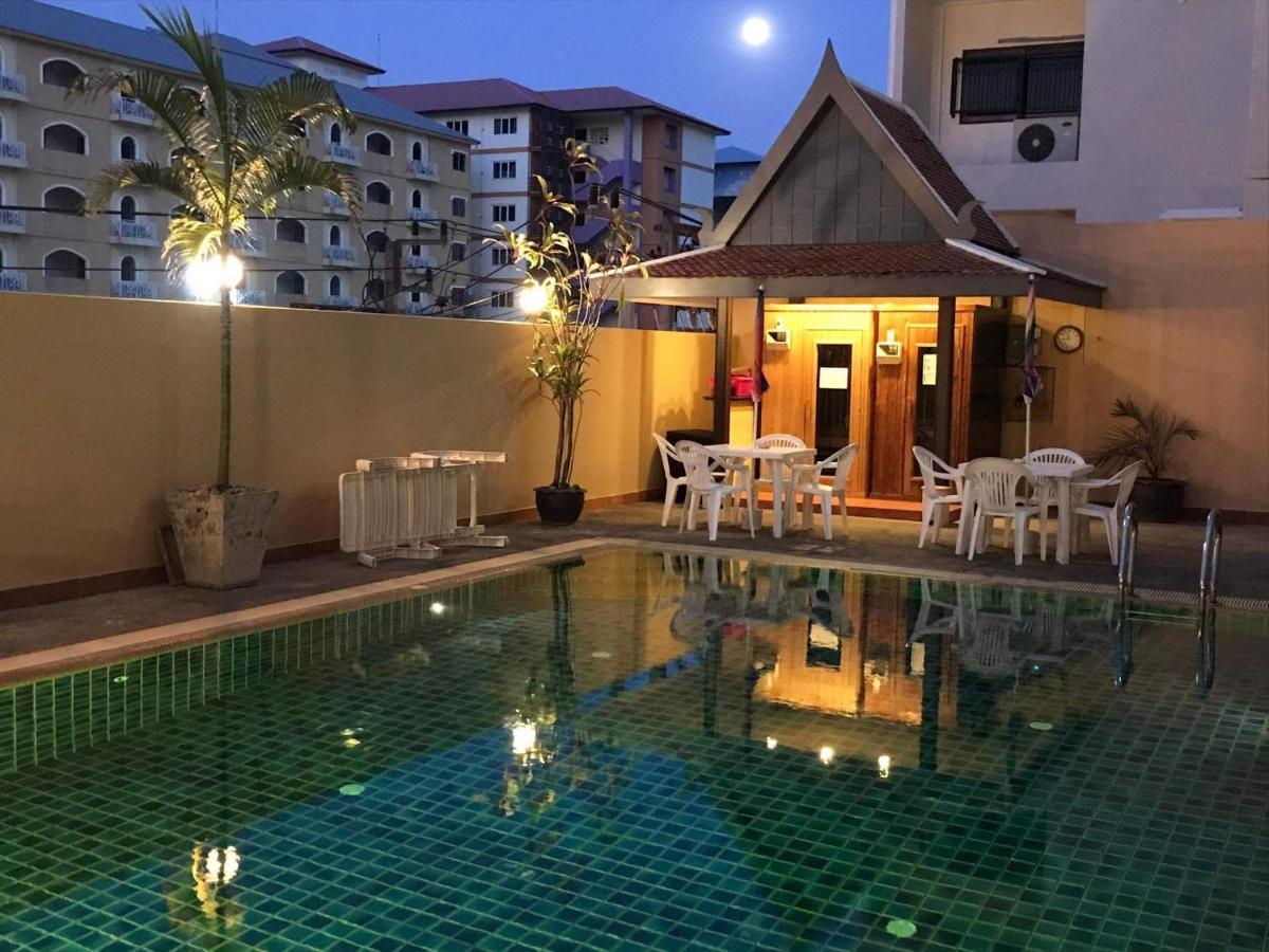Soi2Inn Pattaya Exteriér fotografie